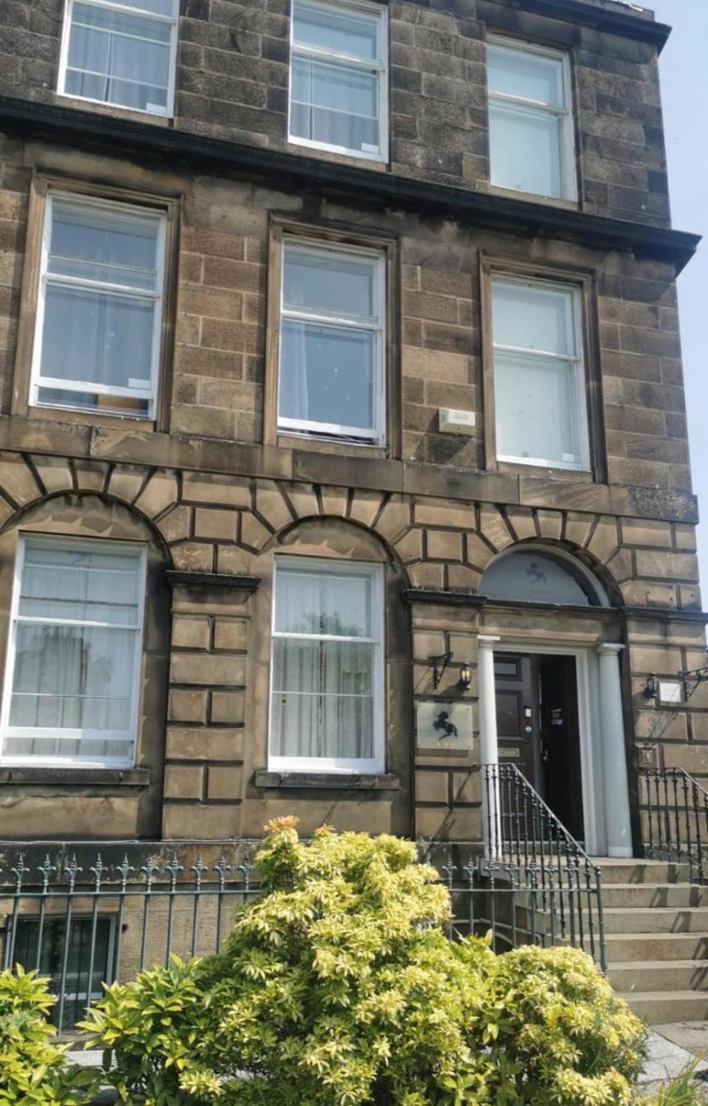 Edinburgh Travel Guest House Esterno foto