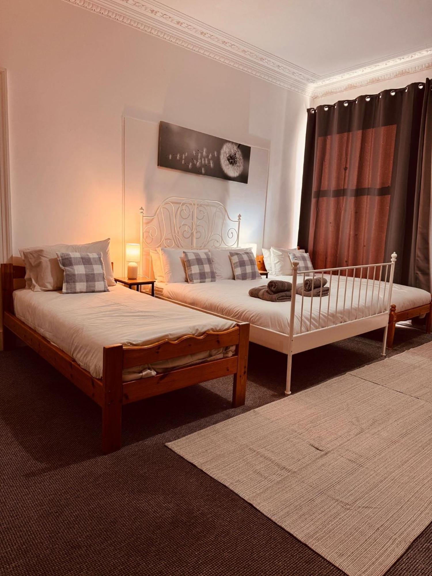 Edinburgh Travel Guest House Esterno foto