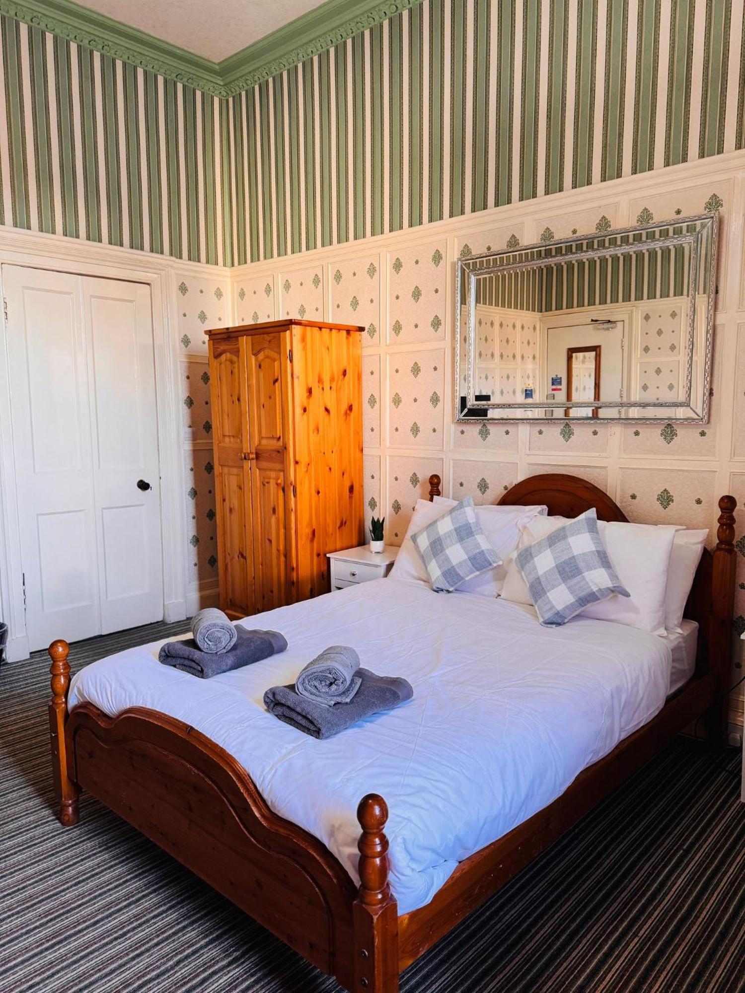 Edinburgh Travel Guest House Esterno foto