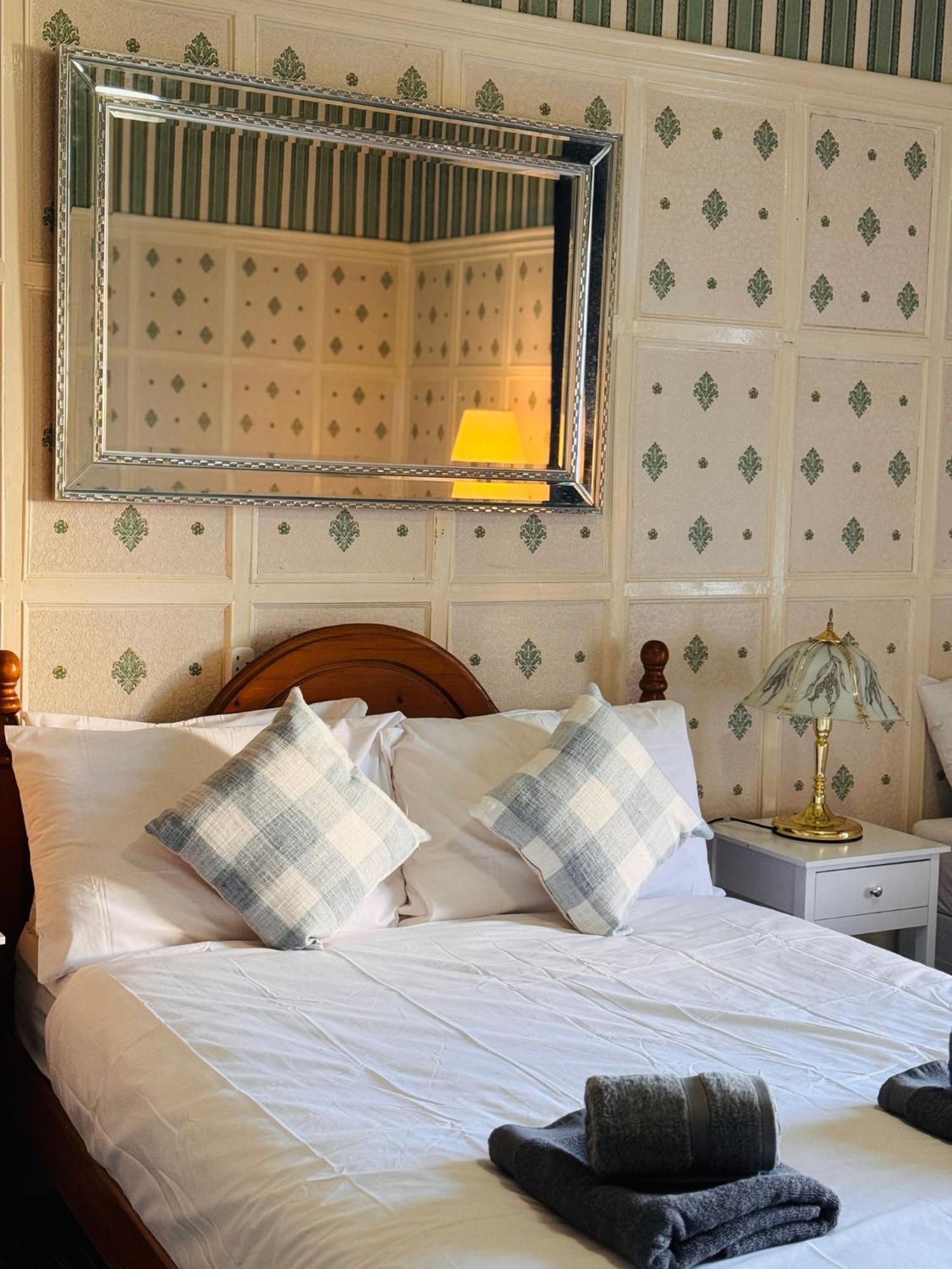 Edinburgh Travel Guest House Esterno foto