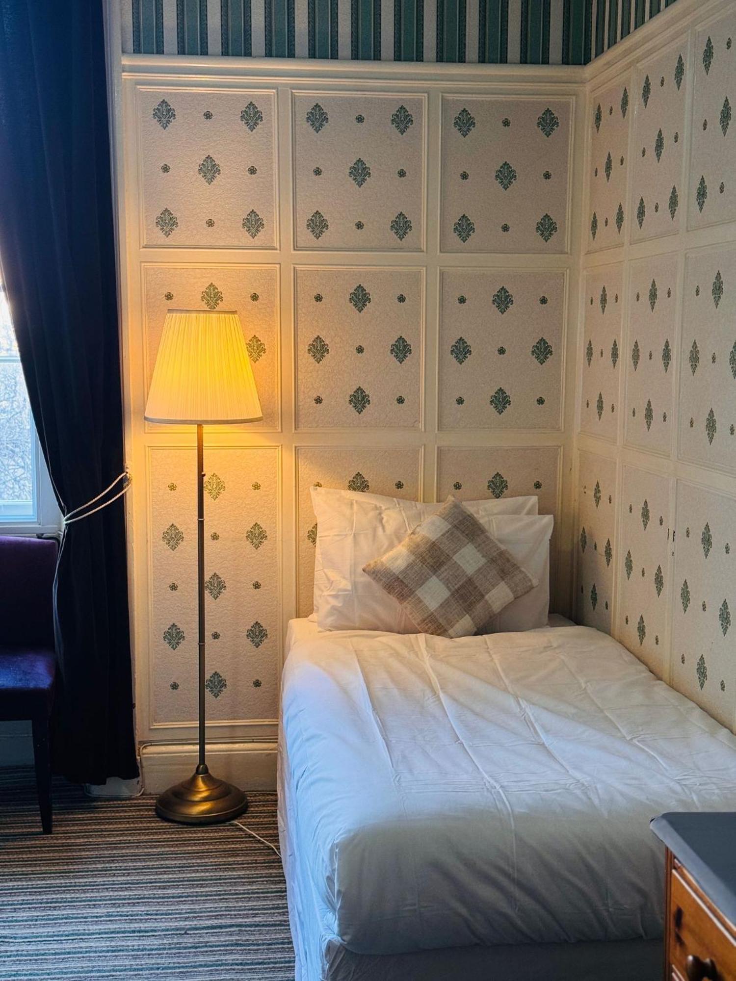Edinburgh Travel Guest House Esterno foto