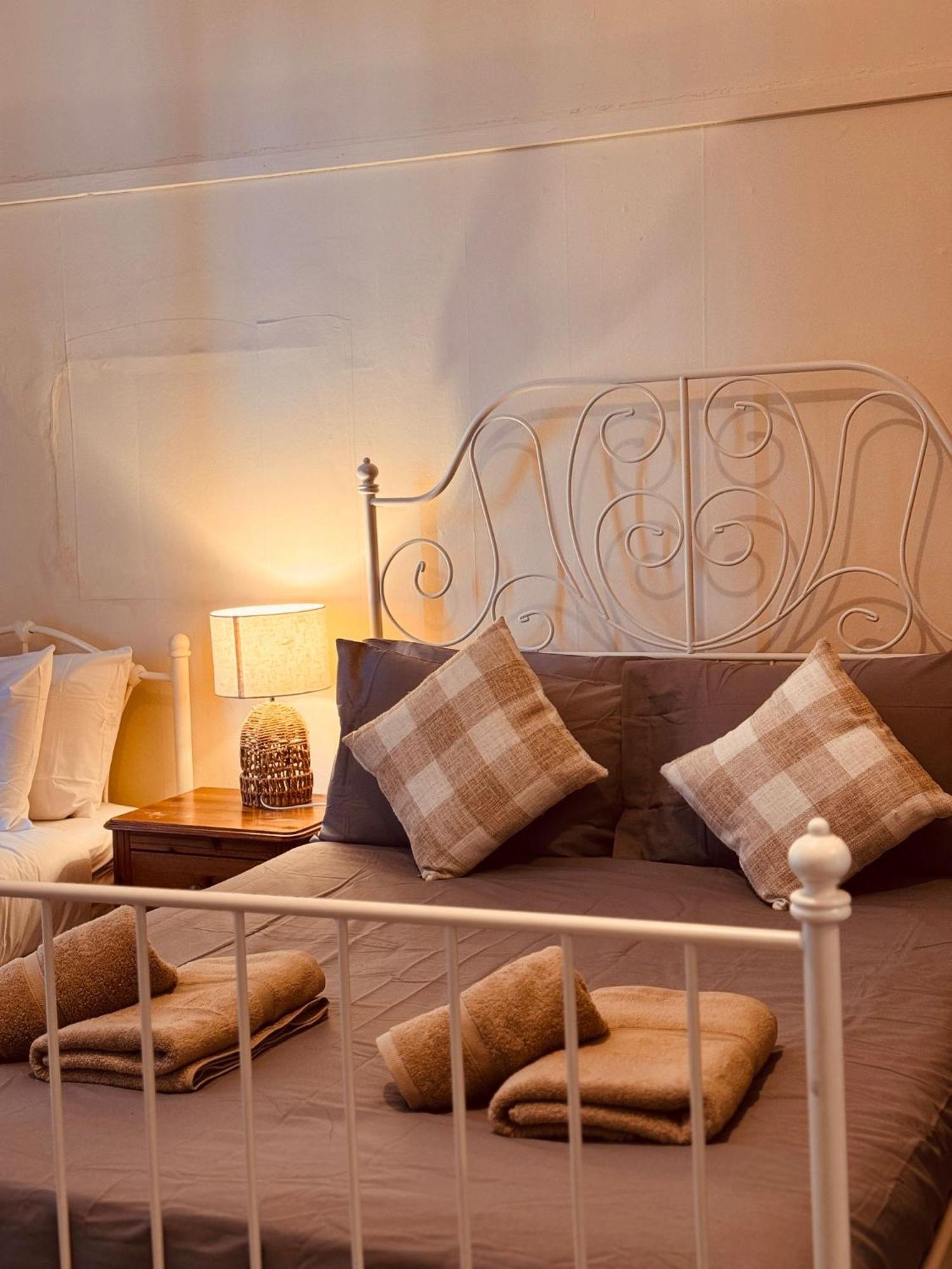 Edinburgh Travel Guest House Esterno foto