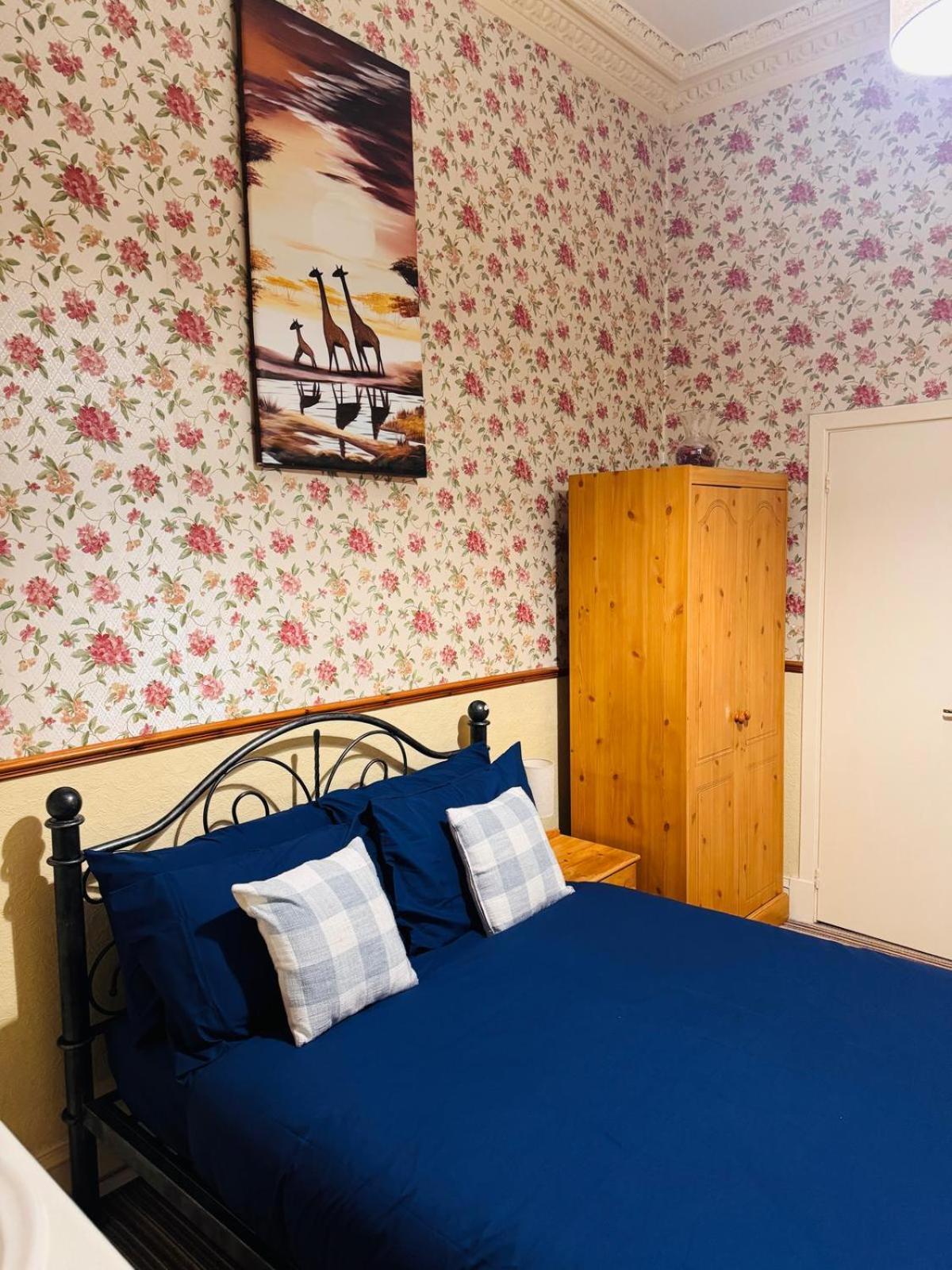 Edinburgh Travel Guest House Esterno foto