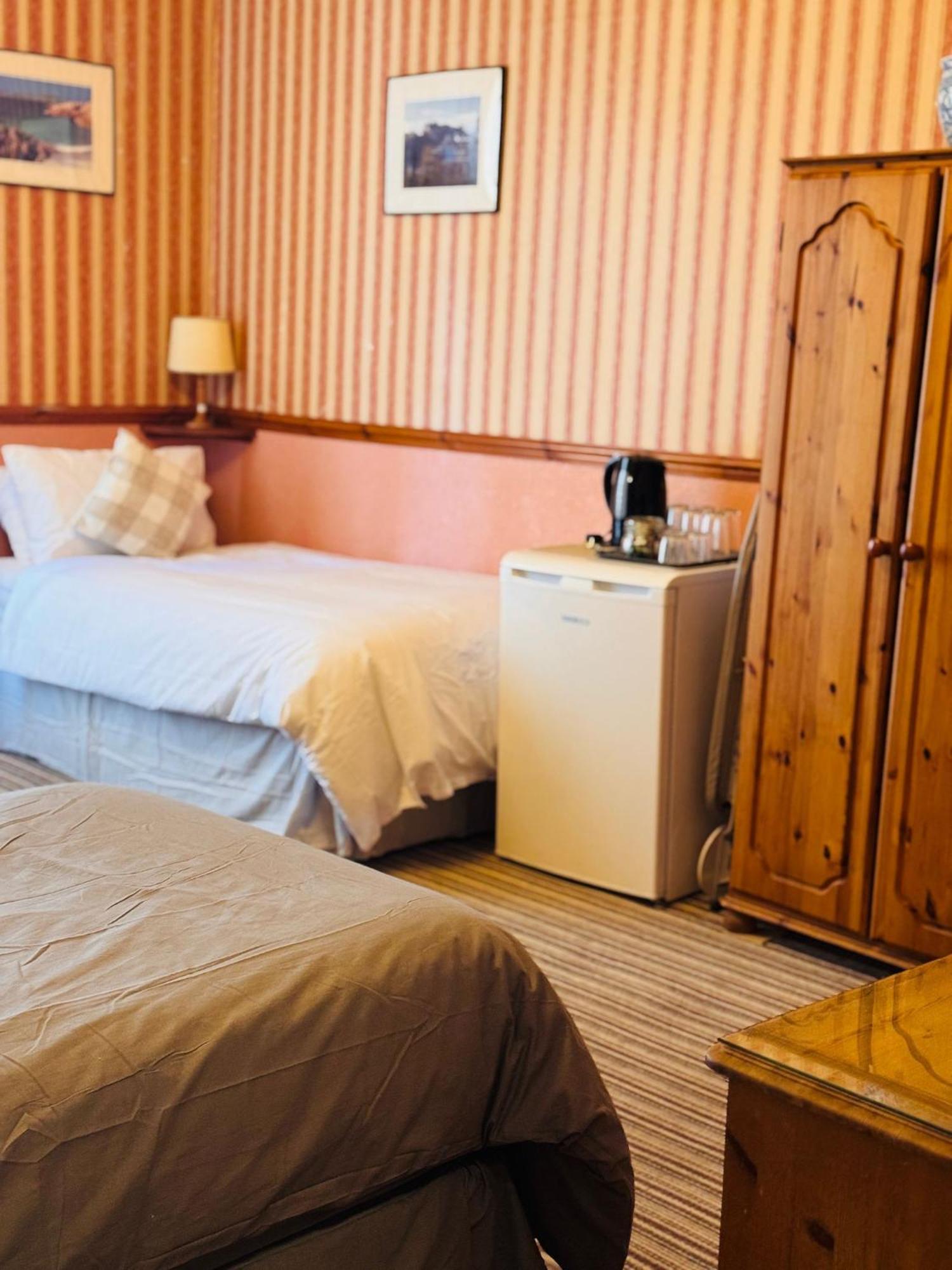 Edinburgh Travel Guest House Esterno foto