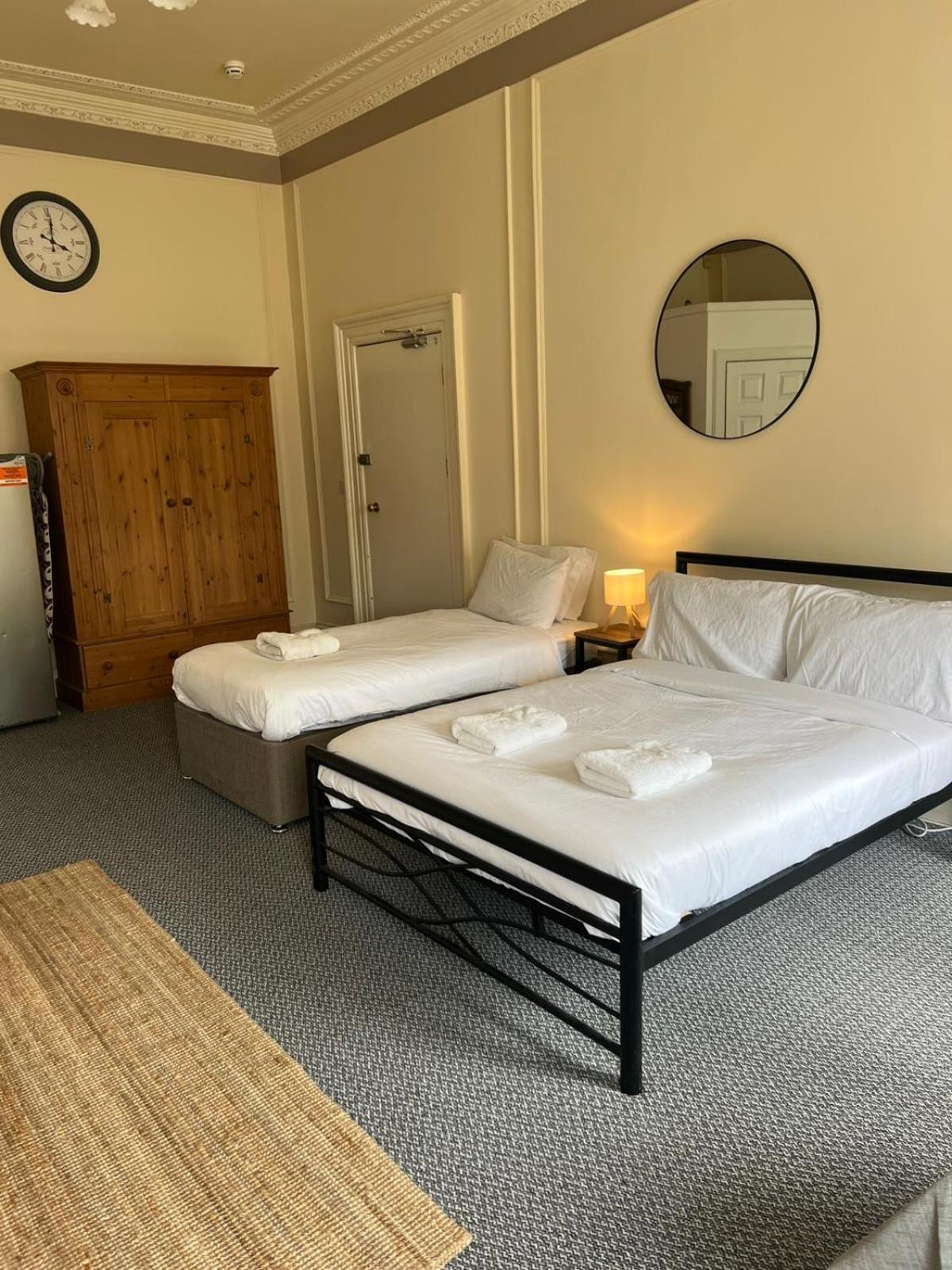Edinburgh Travel Guest House Esterno foto